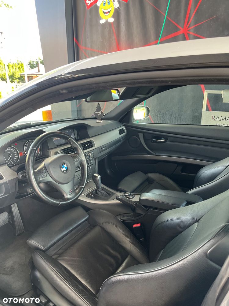 BMW Seria 3 325i xDrive Coupe M Sport Edition - 15