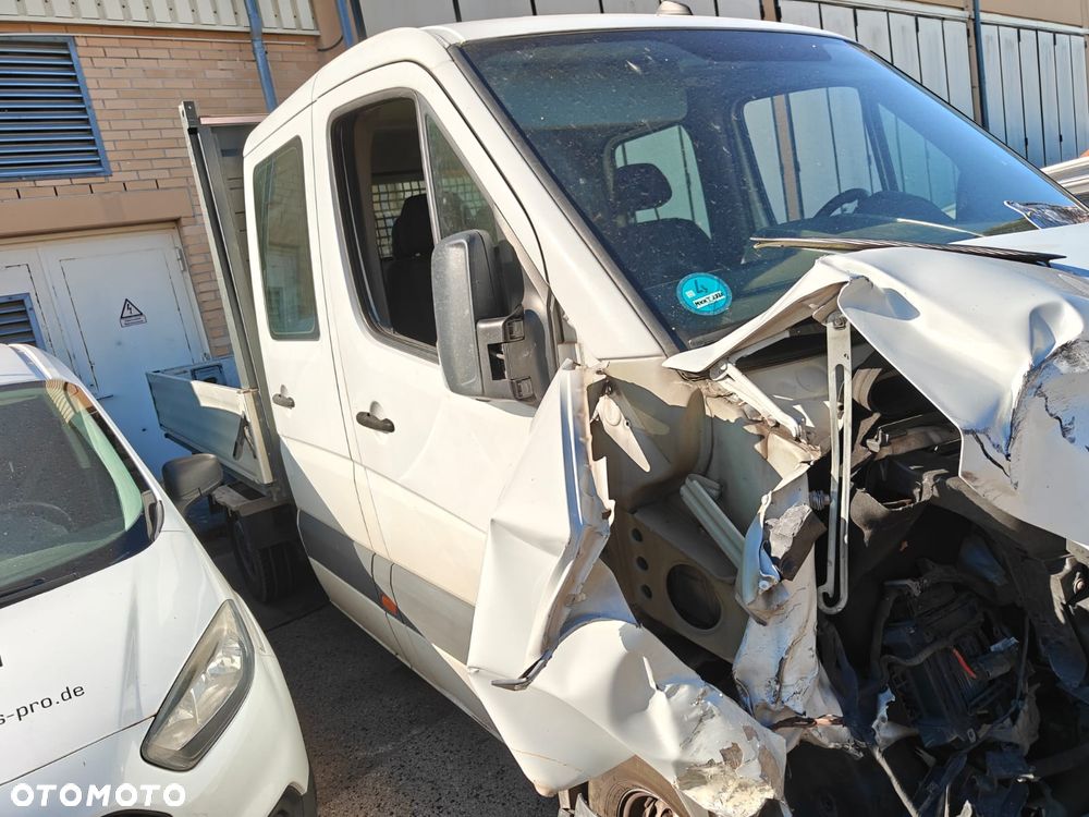Mercedes-Benz Sprinter - 19