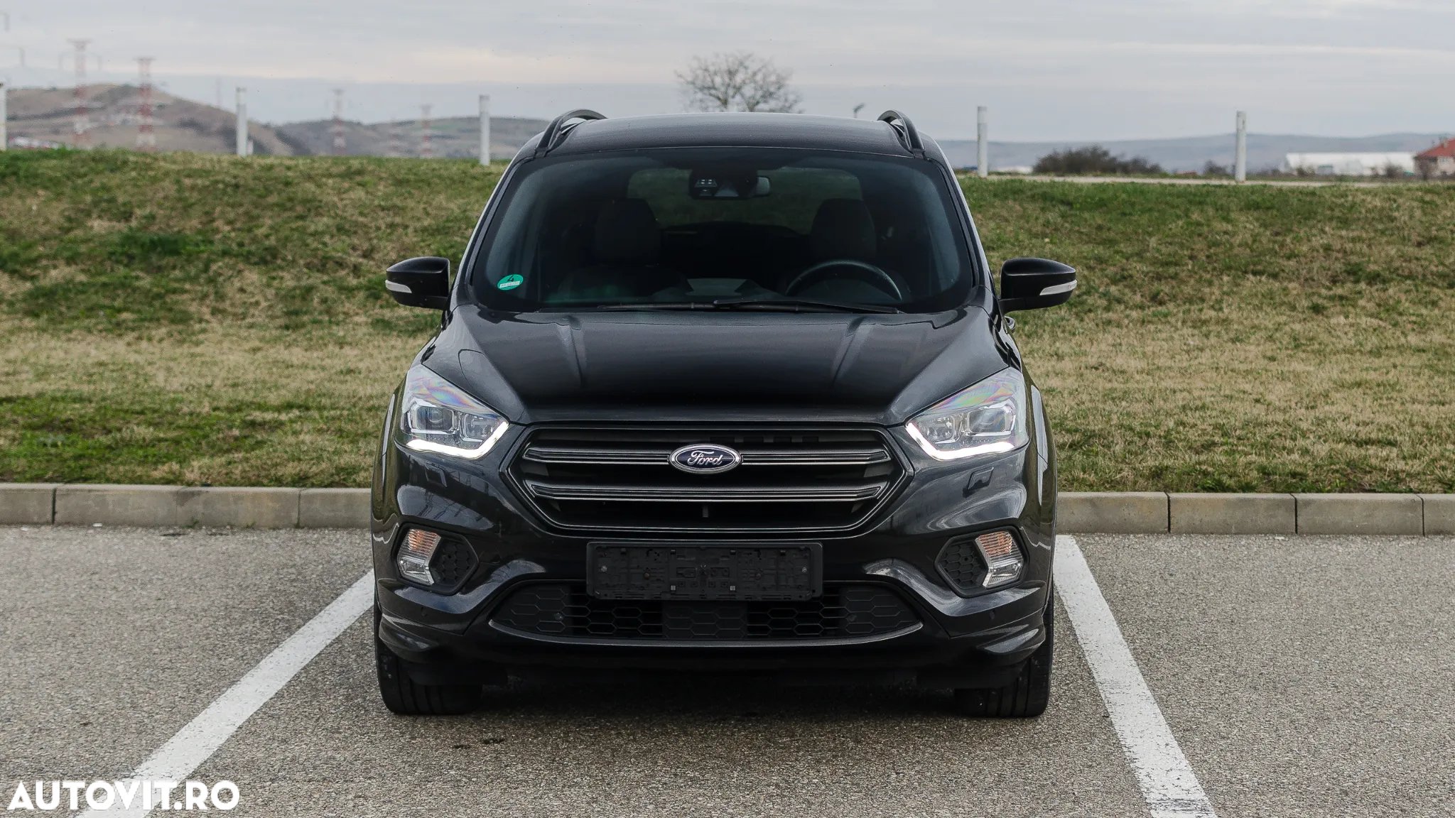 Ford Kuga 2.0 TDCi 4WD Powershift ST-Line - 3