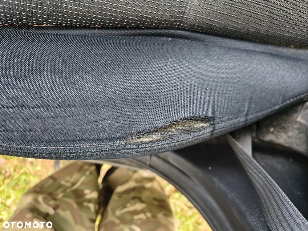 Subaru Legacy SW 2.0i AT - 10