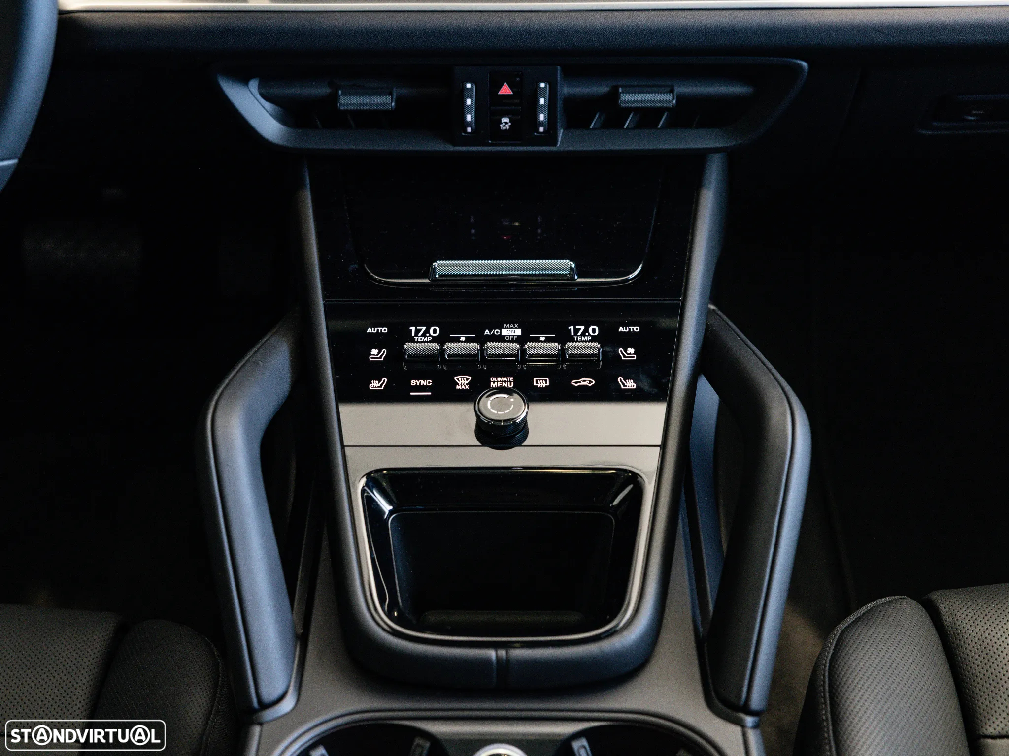 Porsche Cayenne Coupé E-Hybrid - 39