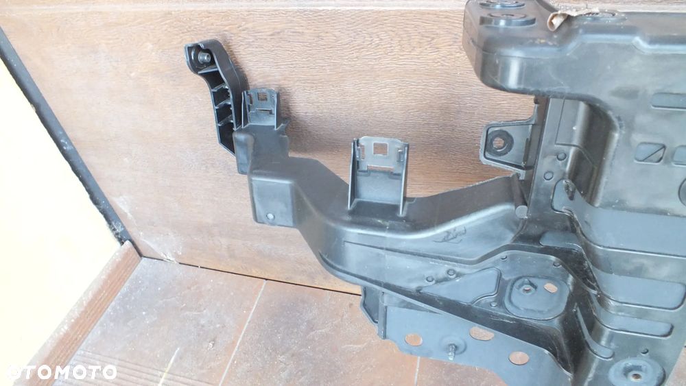 Pas przedni wzmocnienie Kia Niro Lift  64101-Q4000 - 3