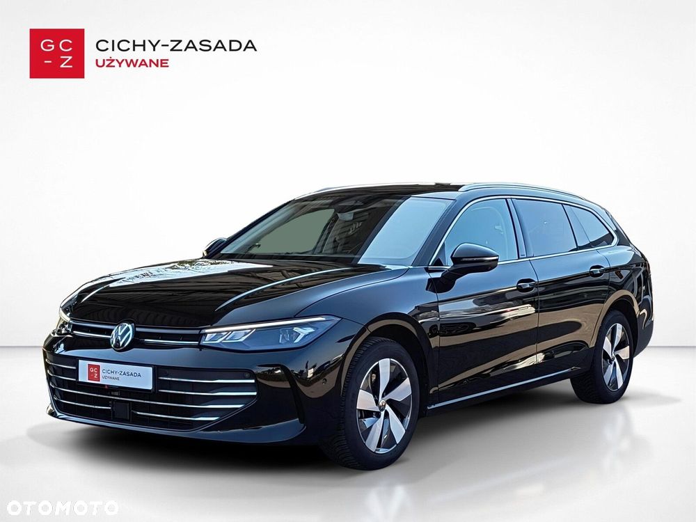Volkswagen Passat - 1