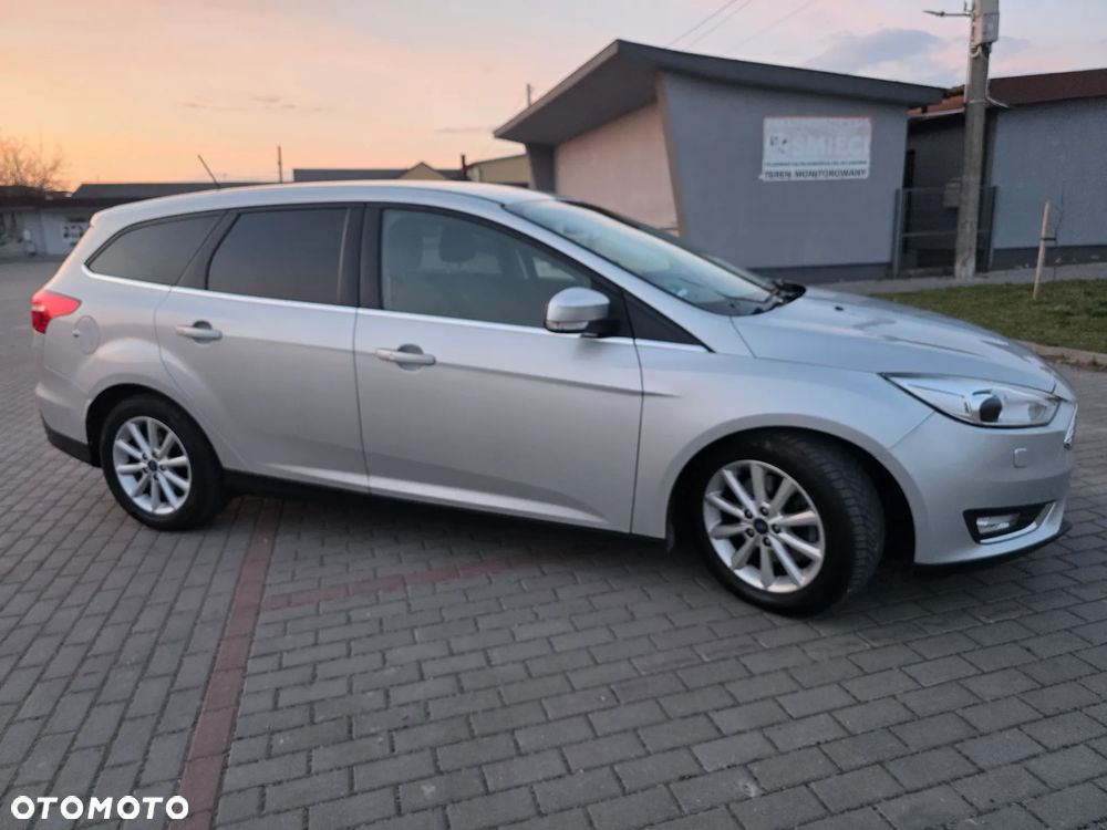 Ford Focus SW 2.0 TDCi Titanium ASS - 12