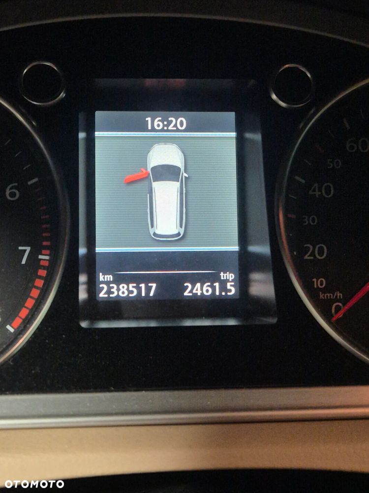 Volkswagen Passat 1.4 TSI DSG BlueMotion Technology Highline - 17