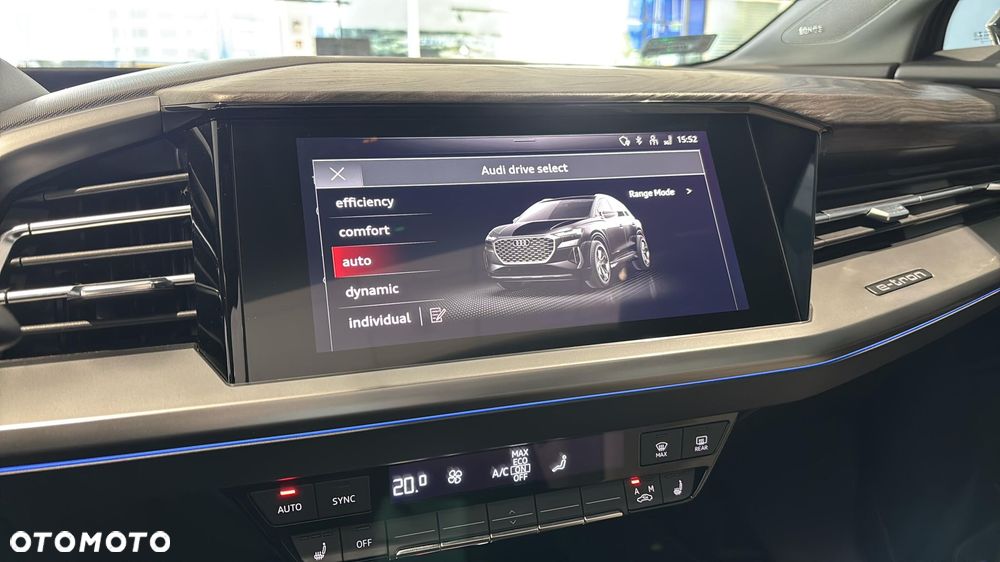 Audi Q4 e-tron 40 77kWh S Line - 23