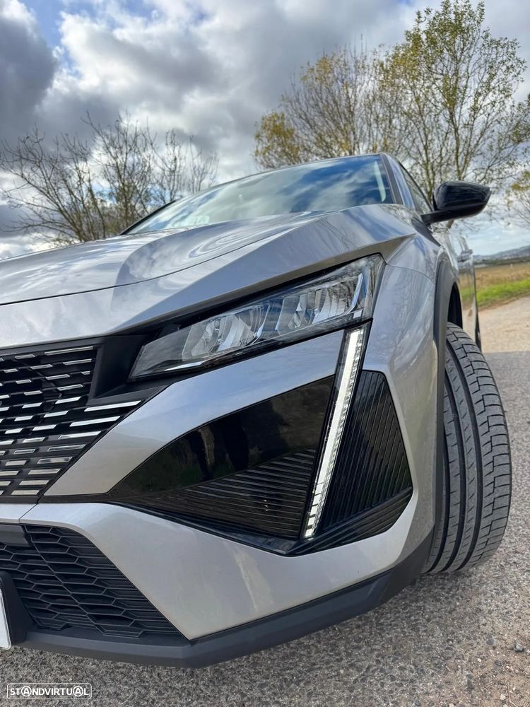 Peugeot 408 1.2 PureTech Allure EAT8 - 19