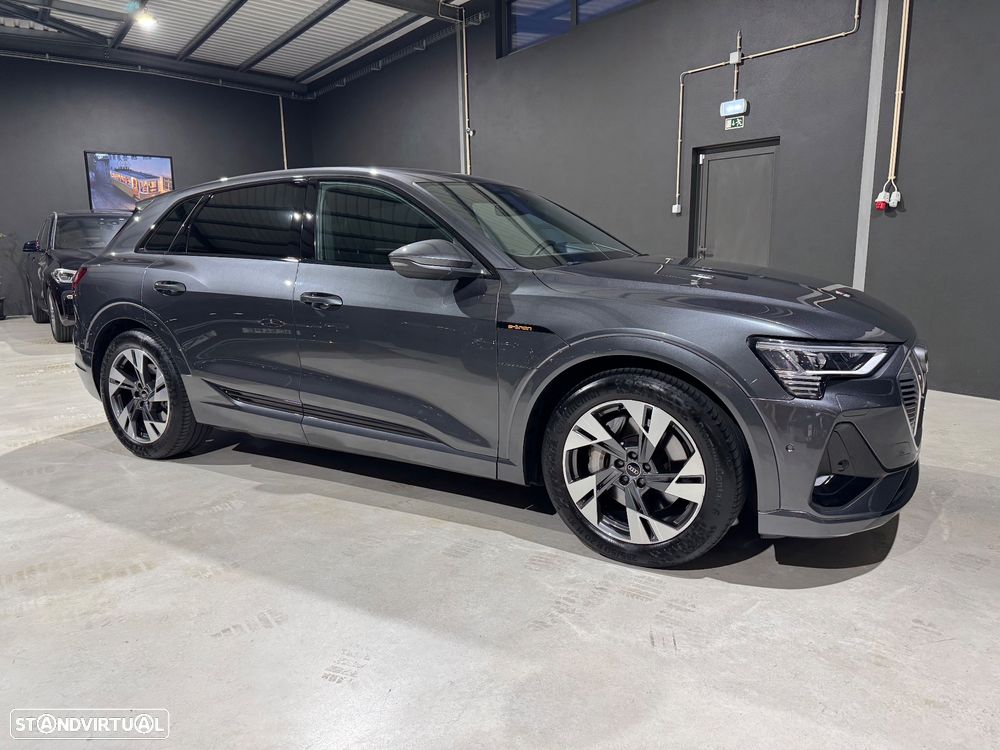 Audi e-tron 55 quattro S line - 1