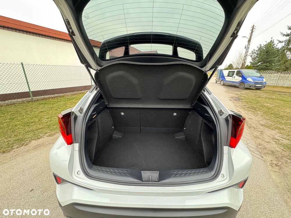 Toyota C-HR 1.8 Hybrid GPF GR Sport - 22