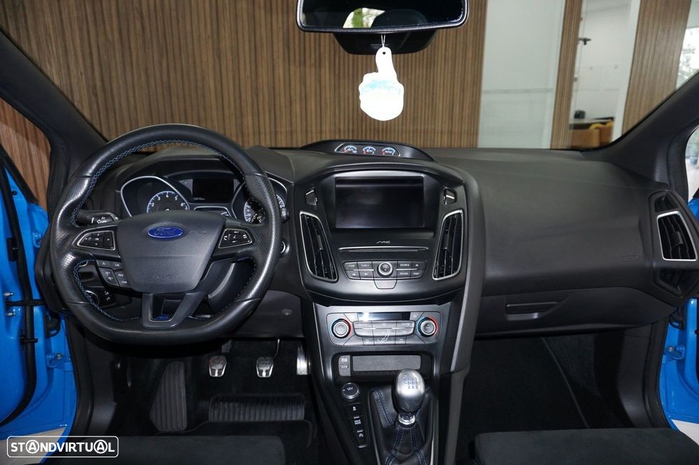 Ford Focus 2.3 EcoBoost S&S 4WD RS - 22