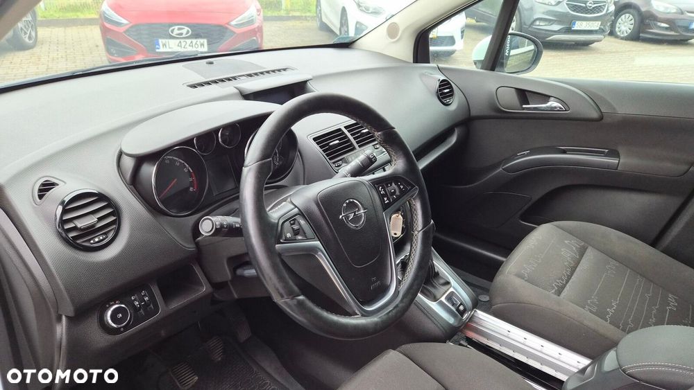 Opel Meriva - 12