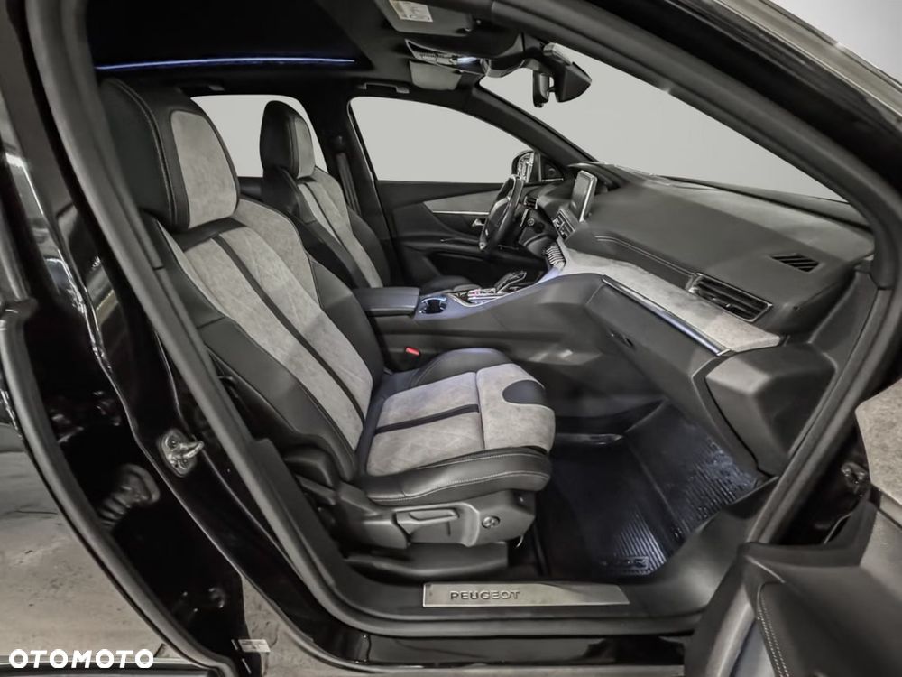Peugeot 3008 1.6 PureTech Hybrid4 PHEV Allure Pack S&S EAT8 - 12