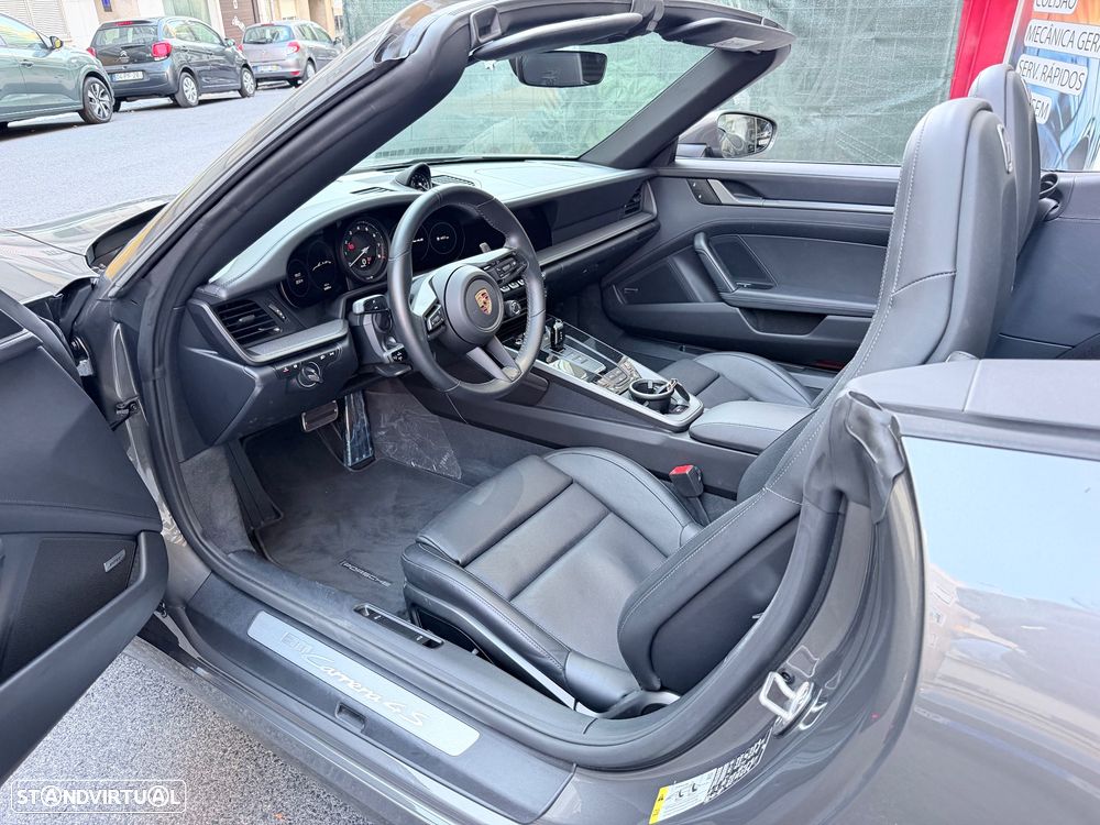 Porsche 911 (992) Carrera 4S PDK - 2