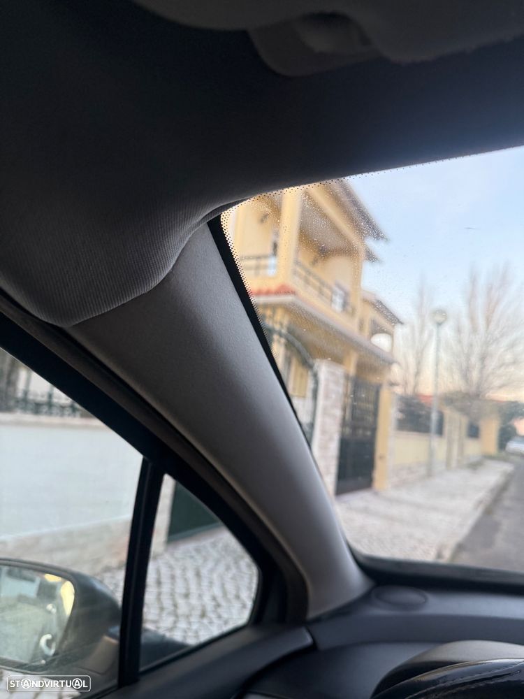 Peugeot 407 SW 2.0 HDi Executive - 21