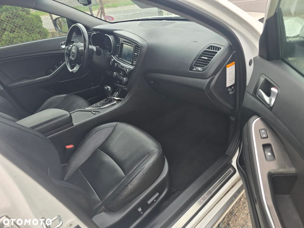 Kia Optima - 10