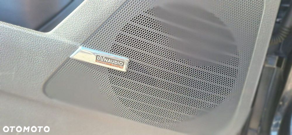 Volkswagen Tiguan - 14