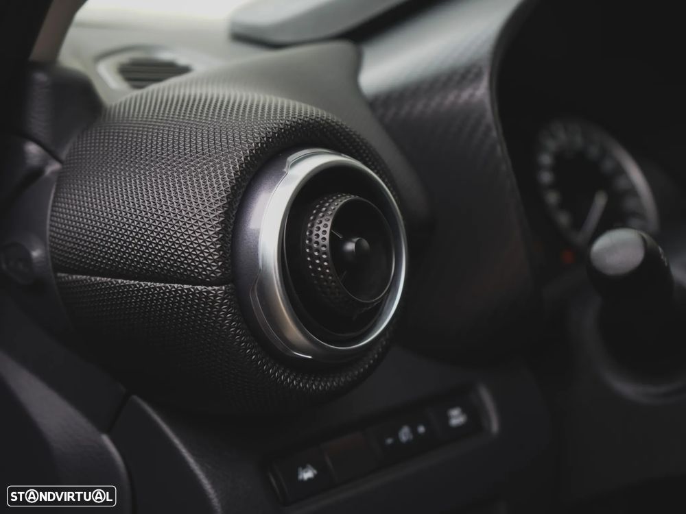 Nissan Juke 1.0 DIG-T N-Connecta - 25