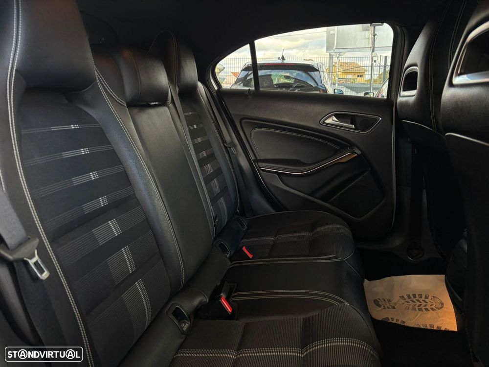 Mercedes-Benz A 180 d Urban - 25