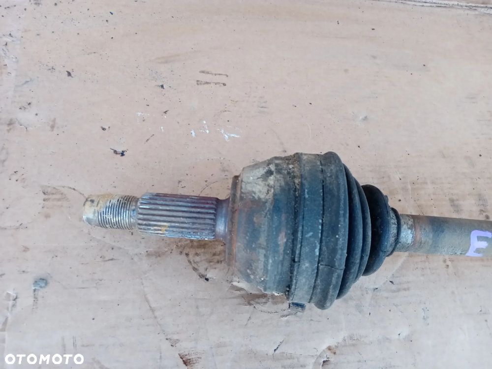 Półoś plewy przód przednia lewa krótka Ford Escort MK7 1.6 16V Automat - 2