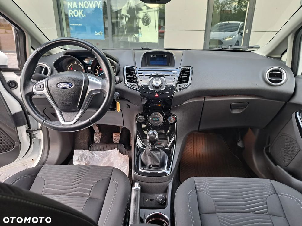 Ford Fiesta - 20