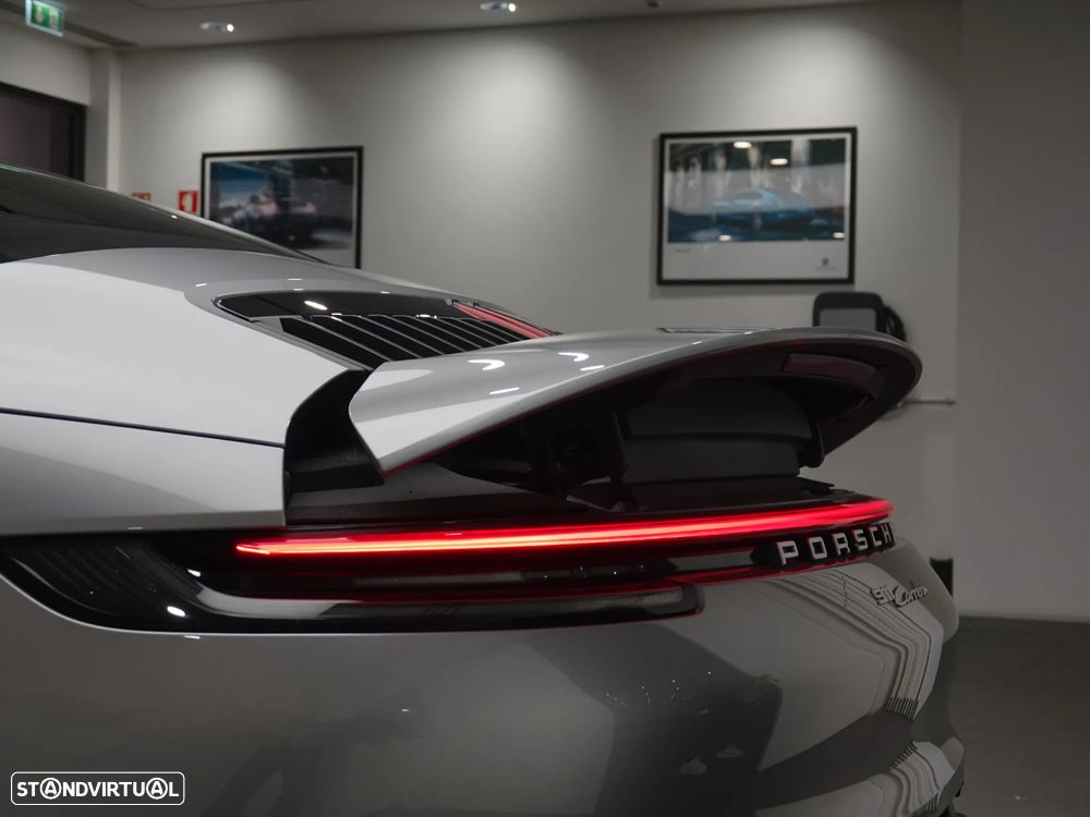 Porsche 911 (992) Carrera PDK - 3