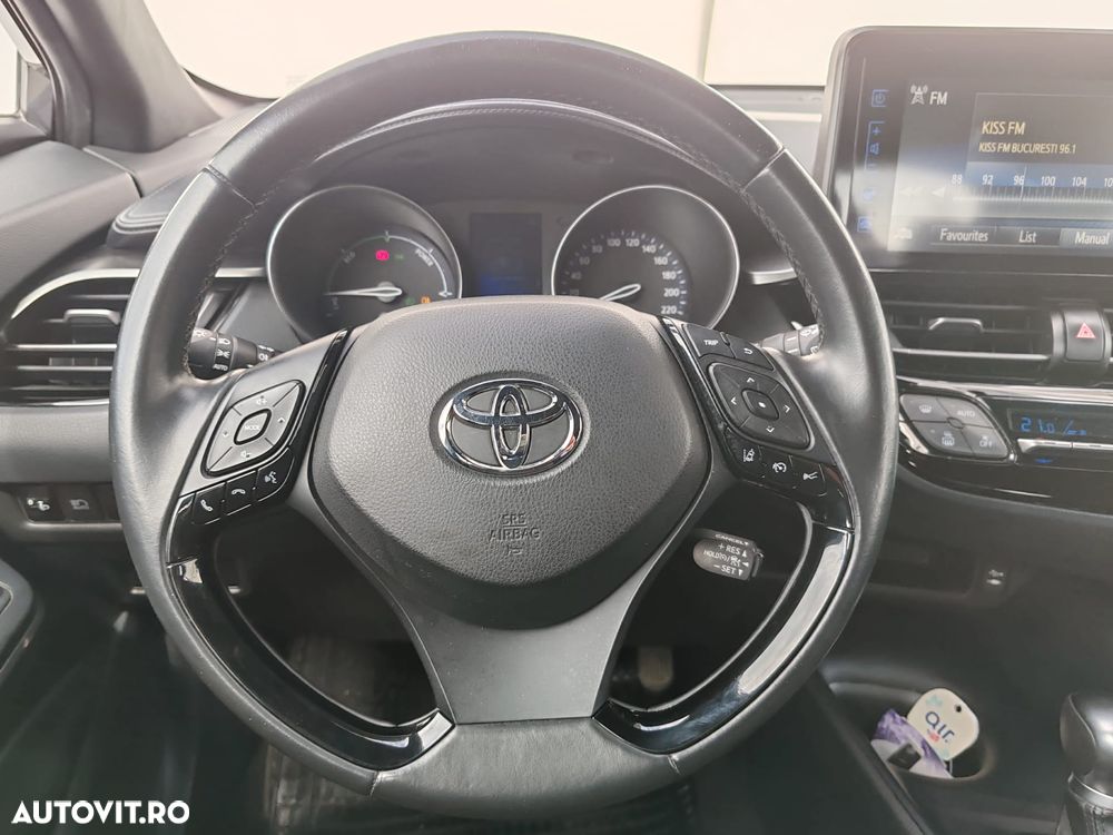 Toyota C-HR 1.8 HSD 4x2 CVT C-ult - 11