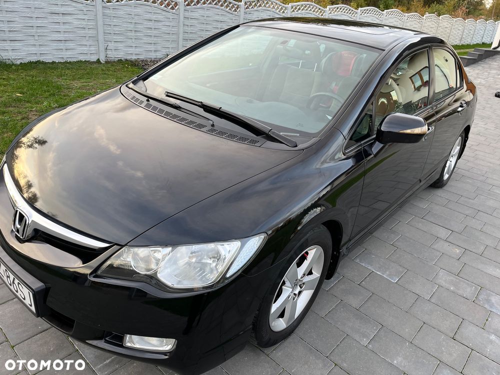 Honda Civic 1.8 Executive - 17