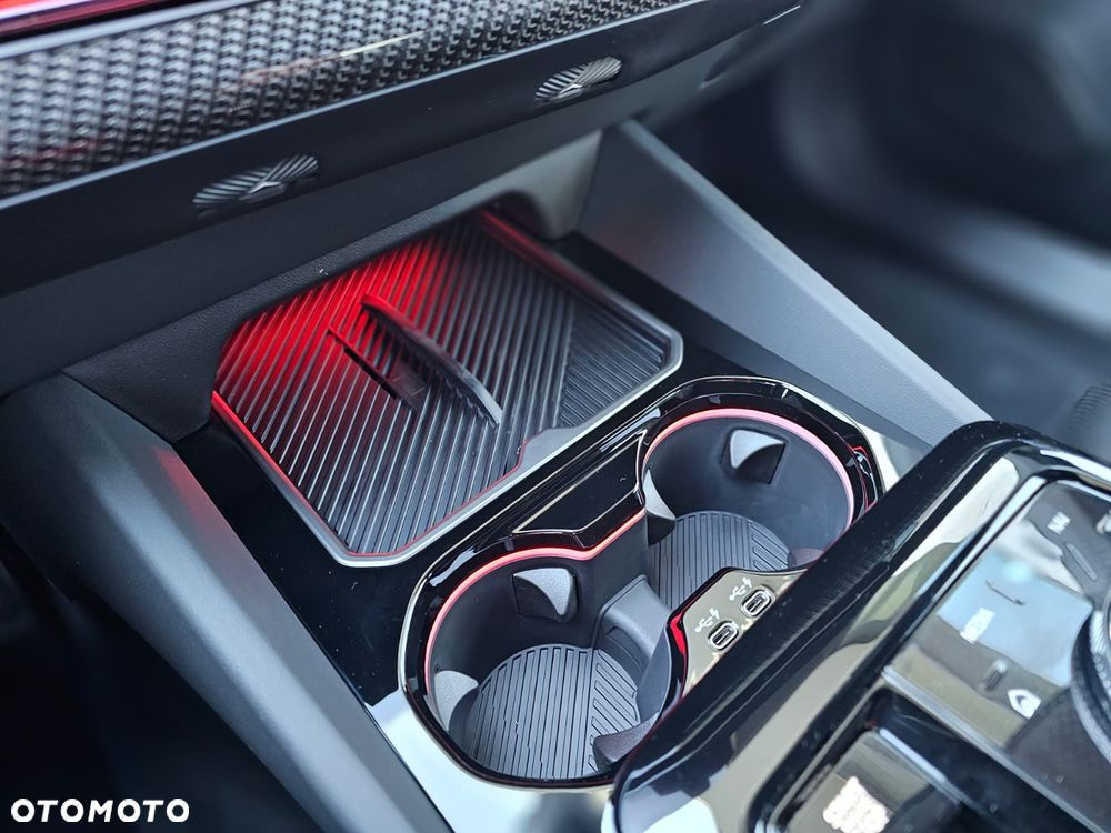 BMW Seria 5 530e xDrive PHEV - 27