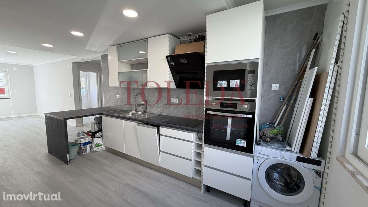 T2 Remodelado em Benfica - Grande imagem: 3/16