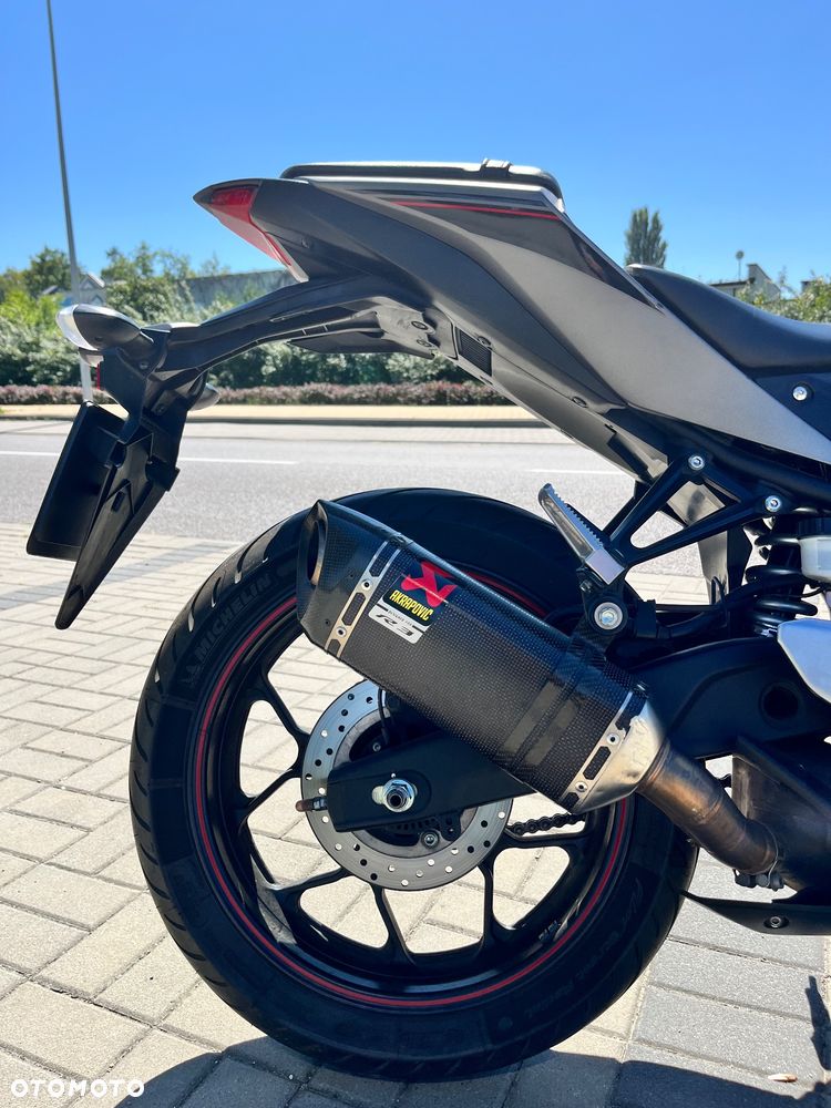 Yamaha YZF - 7
