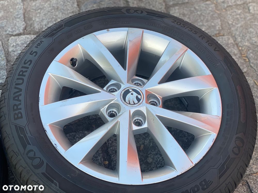 5x112 koła Skoda Octavia z oponami 205/55 R16 alufelgi 5E0 - 4