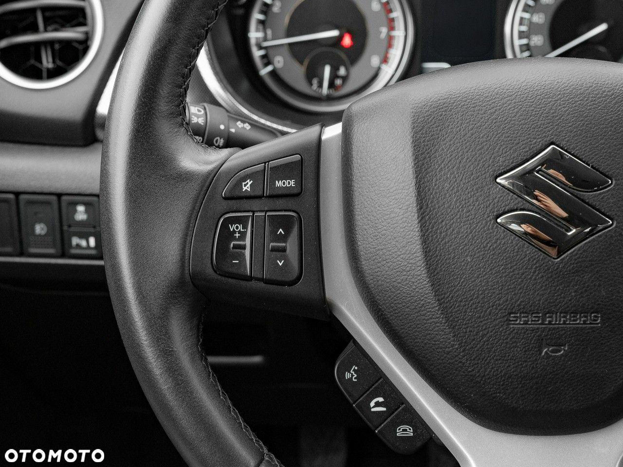 Suzuki Vitara - 19