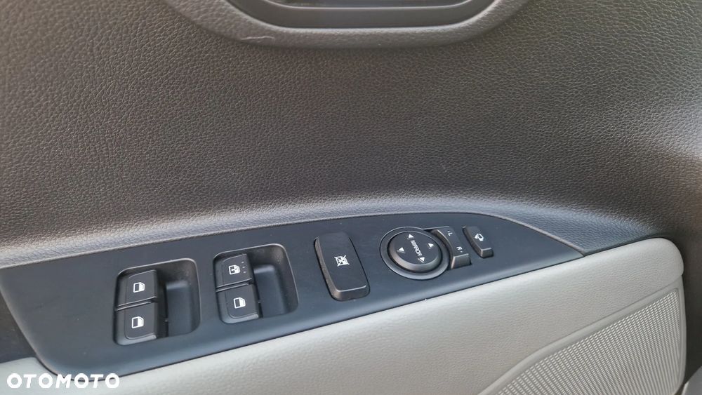 Kia Stonic 1.6 CRDi Platinum Edition - 26