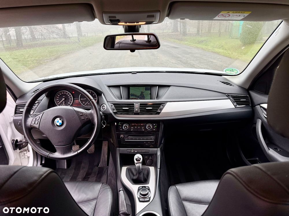 BMW X1 sDrive18i xLine - 3