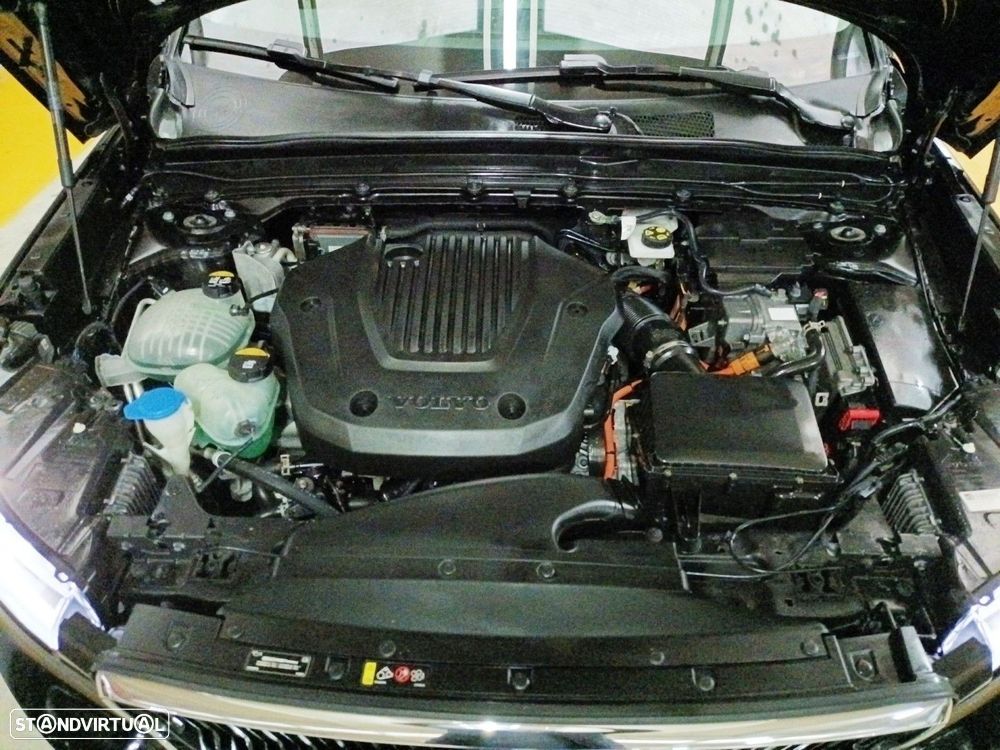 Volvo XC 40 1.5 T5 PHEV Momentum Plus - 19