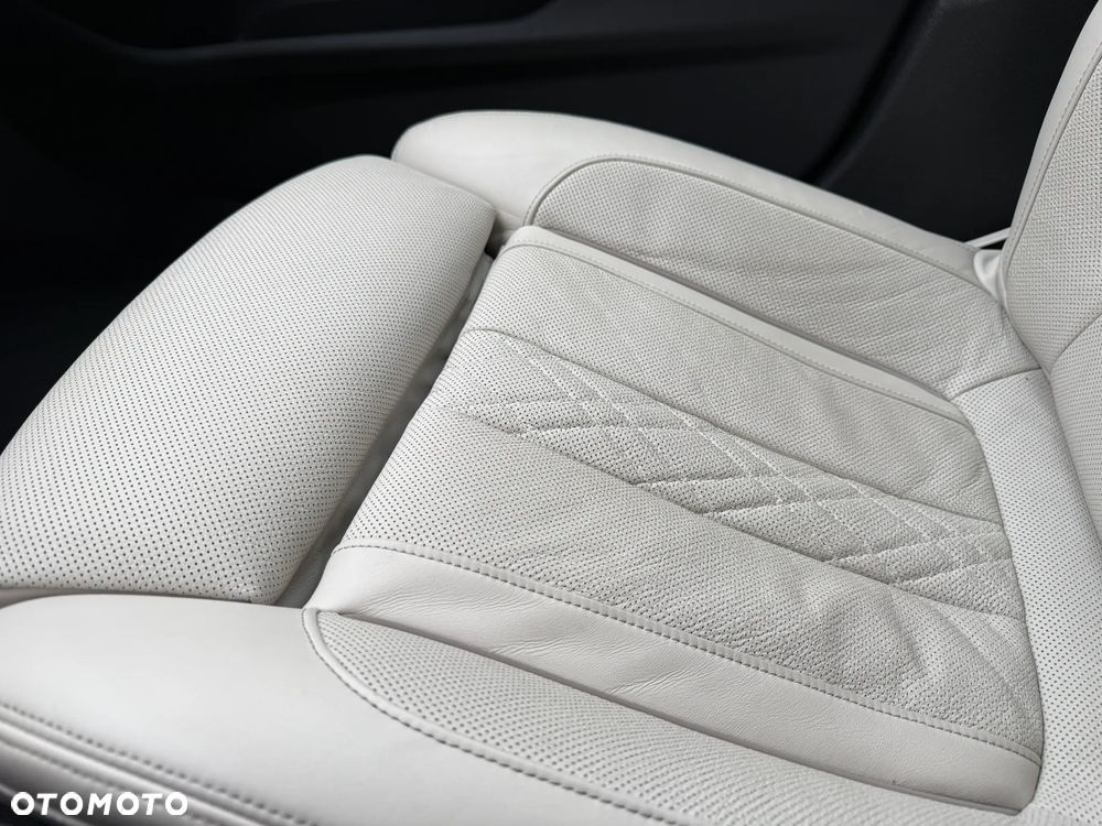 BMW Seria 5 540i xDrive M Sport sport - 27