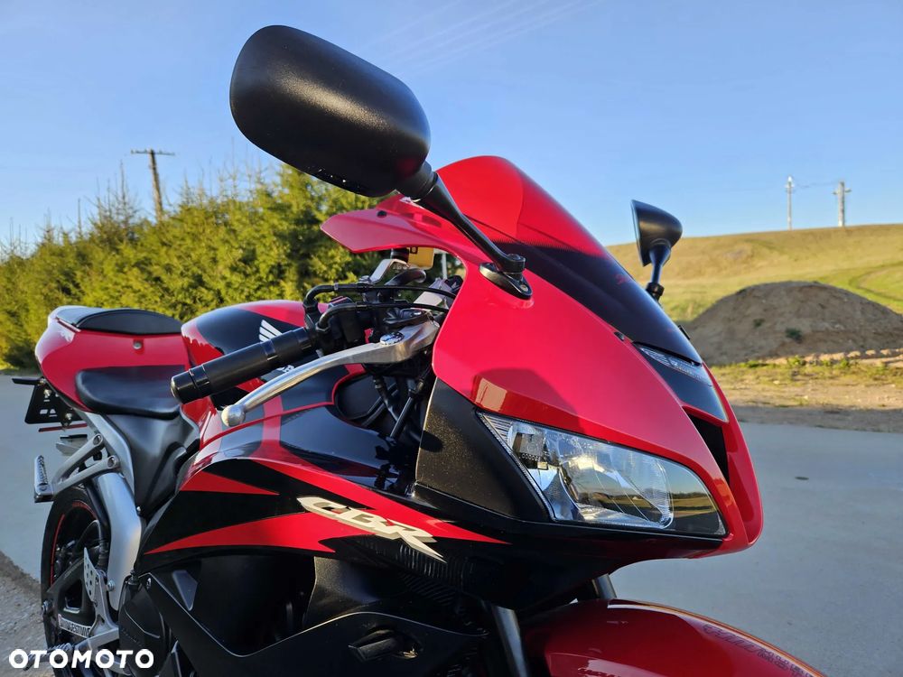 Honda CBR - 16