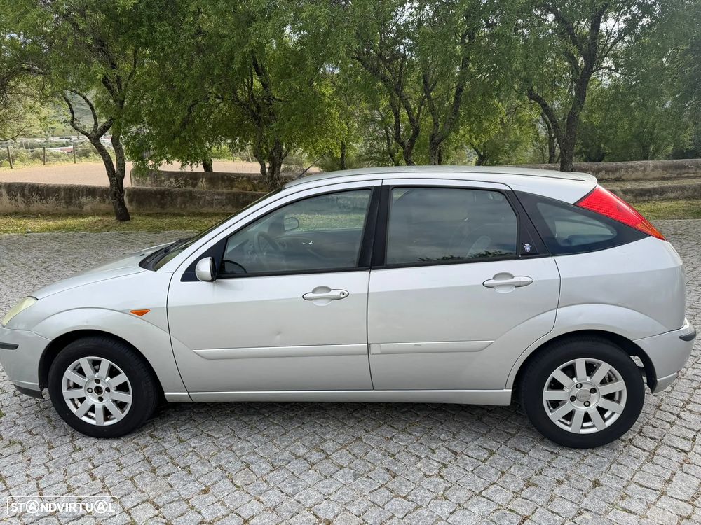Ford Focus 1.8 TDCi Ghia - 3