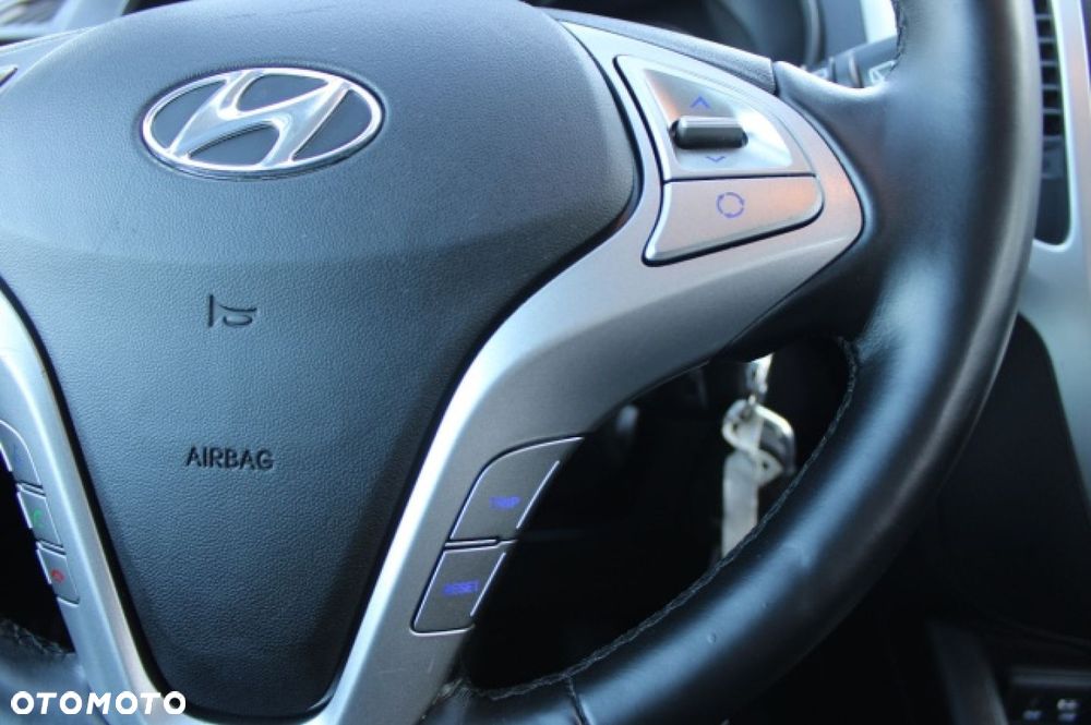 Hyundai ix20 - 27