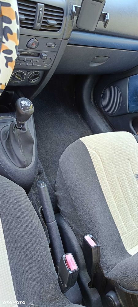 Renault Clio - 5