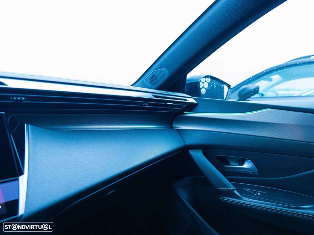 Peugeot 408 1.2 PureTech GT EAT8 - 21