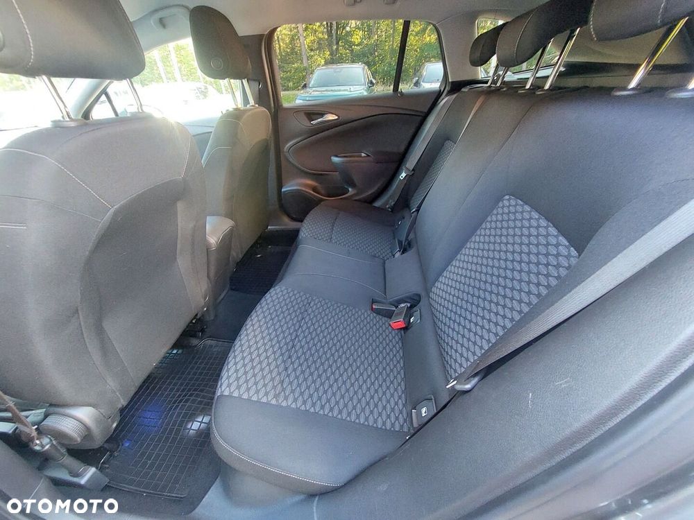 Opel Astra - 10