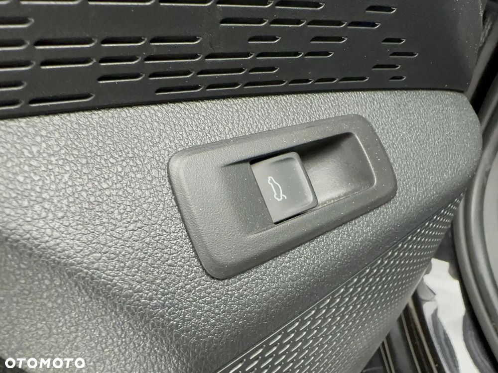 Skoda Octavia 1.5 TSI mHEV Selection DSG - 14