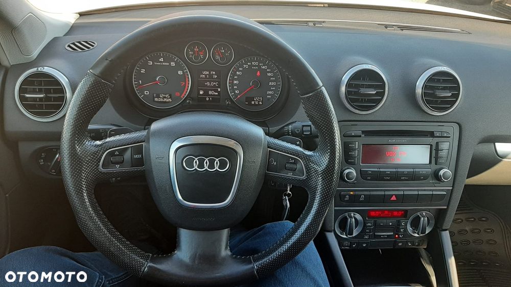 Audi A3 Sportback 1.4 TFSI S tronic Ambiente - 29