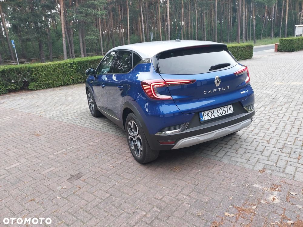 Renault Captur E-TECH 160 INTENS - 4