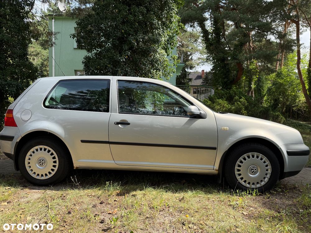 Volkswagen Golf 2.0 Comfortline - 5