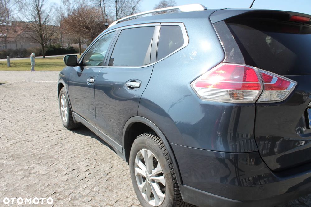 Nissan Rogue - 4
