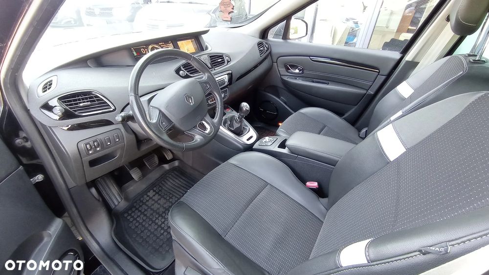 Renault Grand Scenic - 8