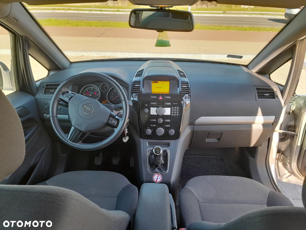 Opel Zafira 1.7 CDTI - 9