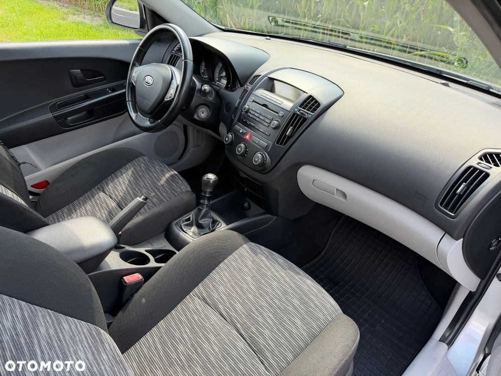 Kia Ceed 1.6 Crdi Comfort - 11